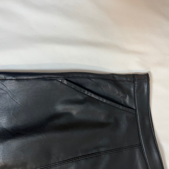 Cleo Soft Faux Leather Midi Skirt Black Size 16 - Picture 10 of 14